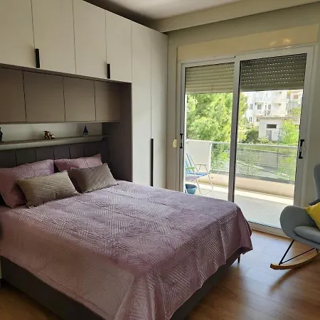 Breathtaking Sea-view Penthouse דירה *