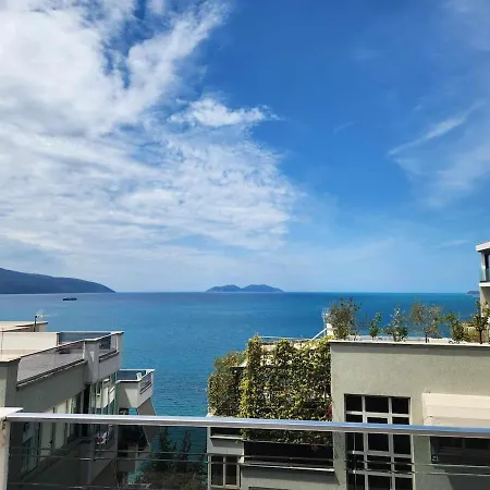 Appartement Breathtaking Sea-view Penthouse Vlorë