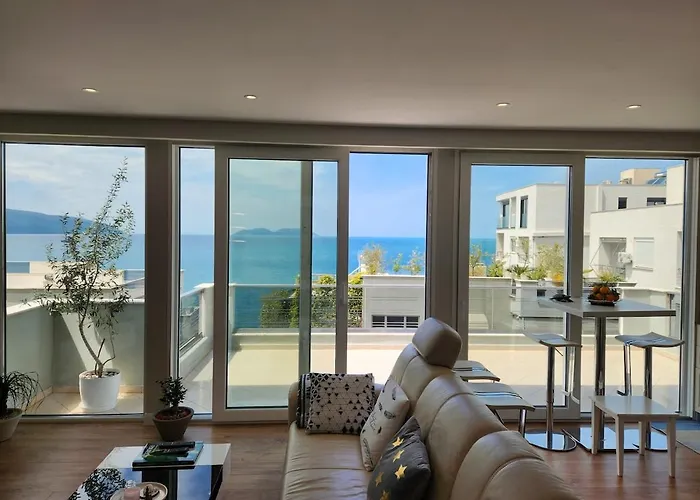 Breathtaking Sea-view Penthouse